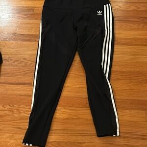 Adidas leggings
